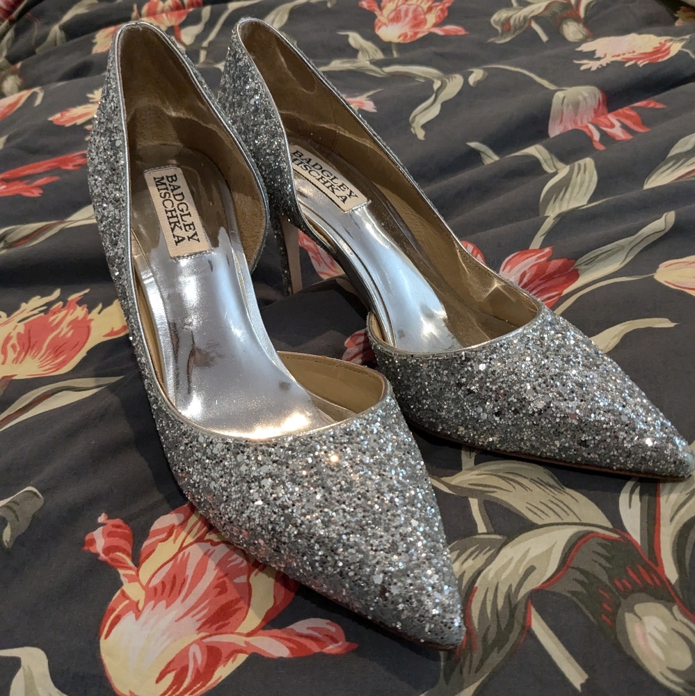 Badgley Mishika Daisy Glitter Formal Prom Bridal Pumps With Dust Bag  - Size 7